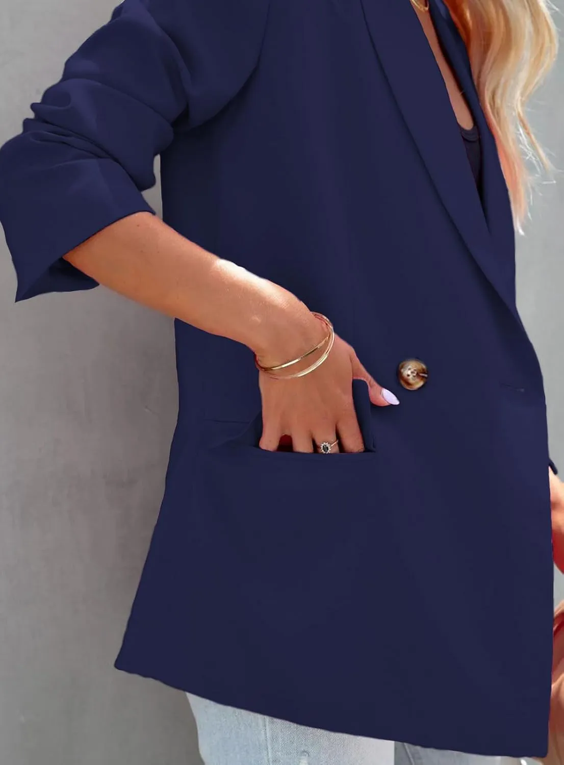 ARTFREE Womens Casual Blazer Button Lapel Long Sleeve Work Business Fashion Blazers Jackets Outfits with Pockets