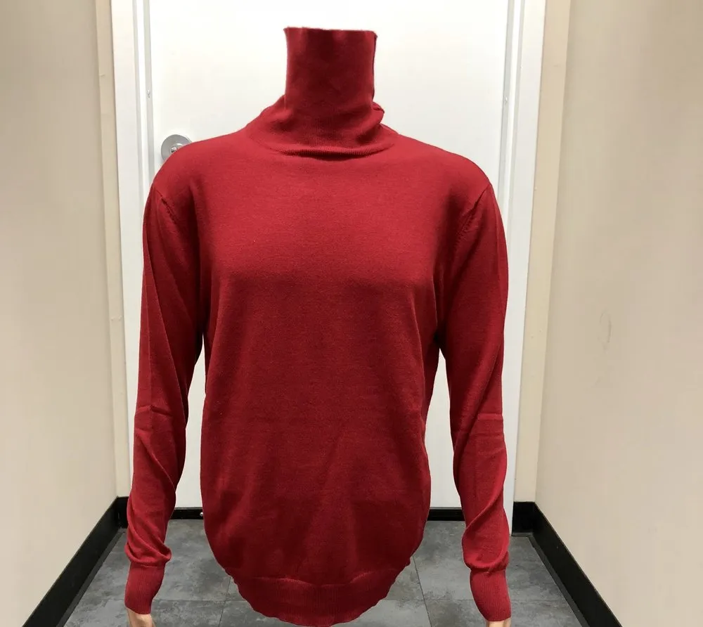 Cigar Red Turtleneck T-98