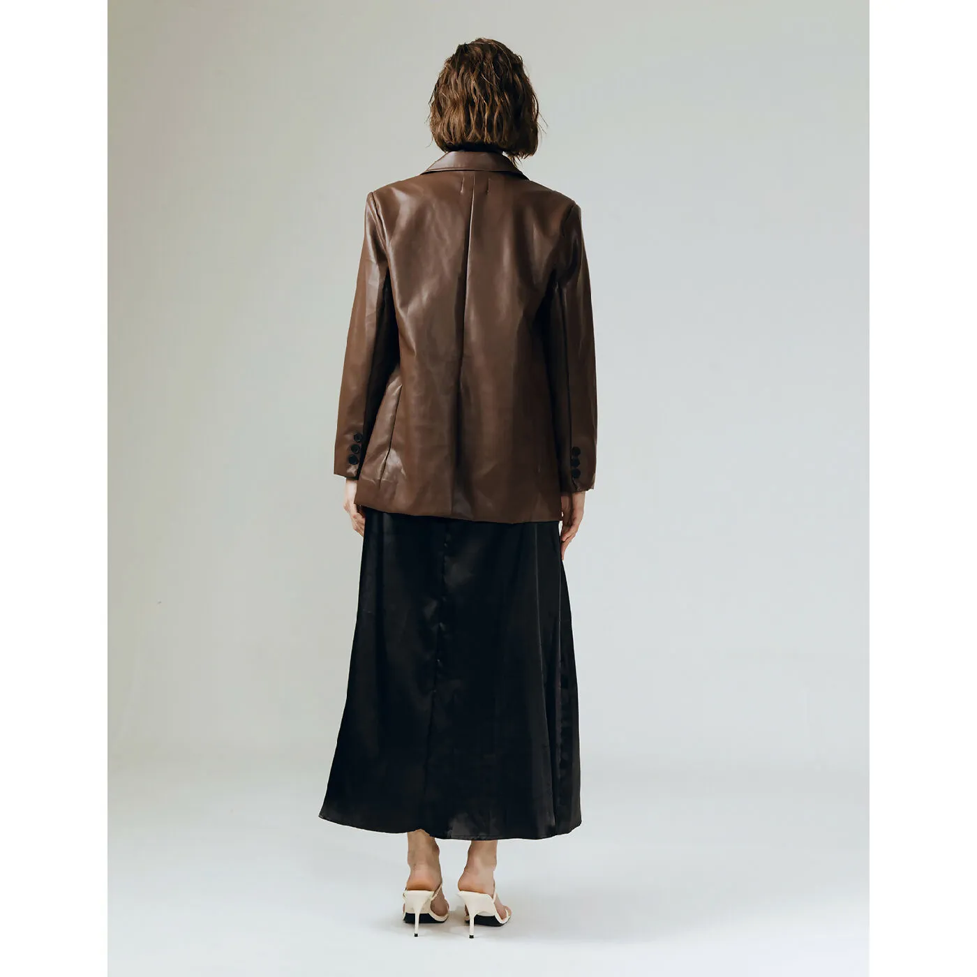CLASSIC BROWN LEATHER BLAZER