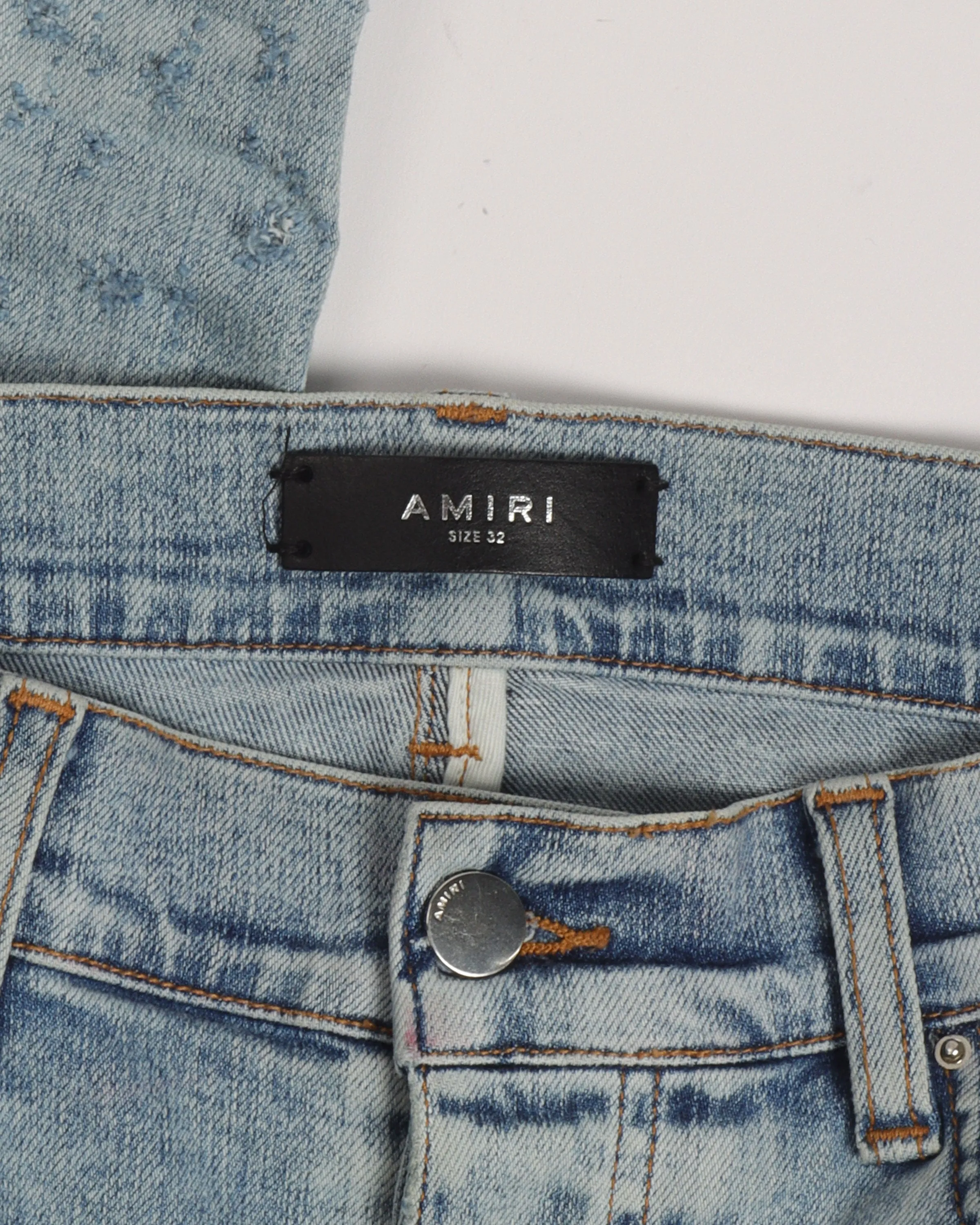 Distressed Light Jean