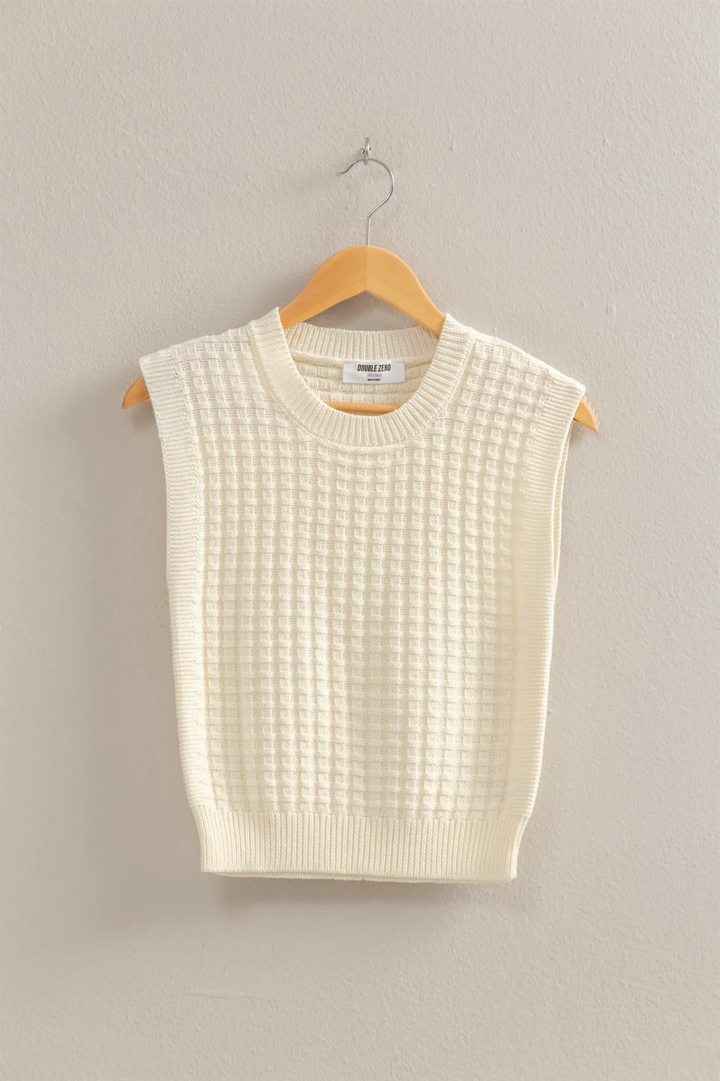 DZ25A709-Crew Neck Textured Sweater Vest