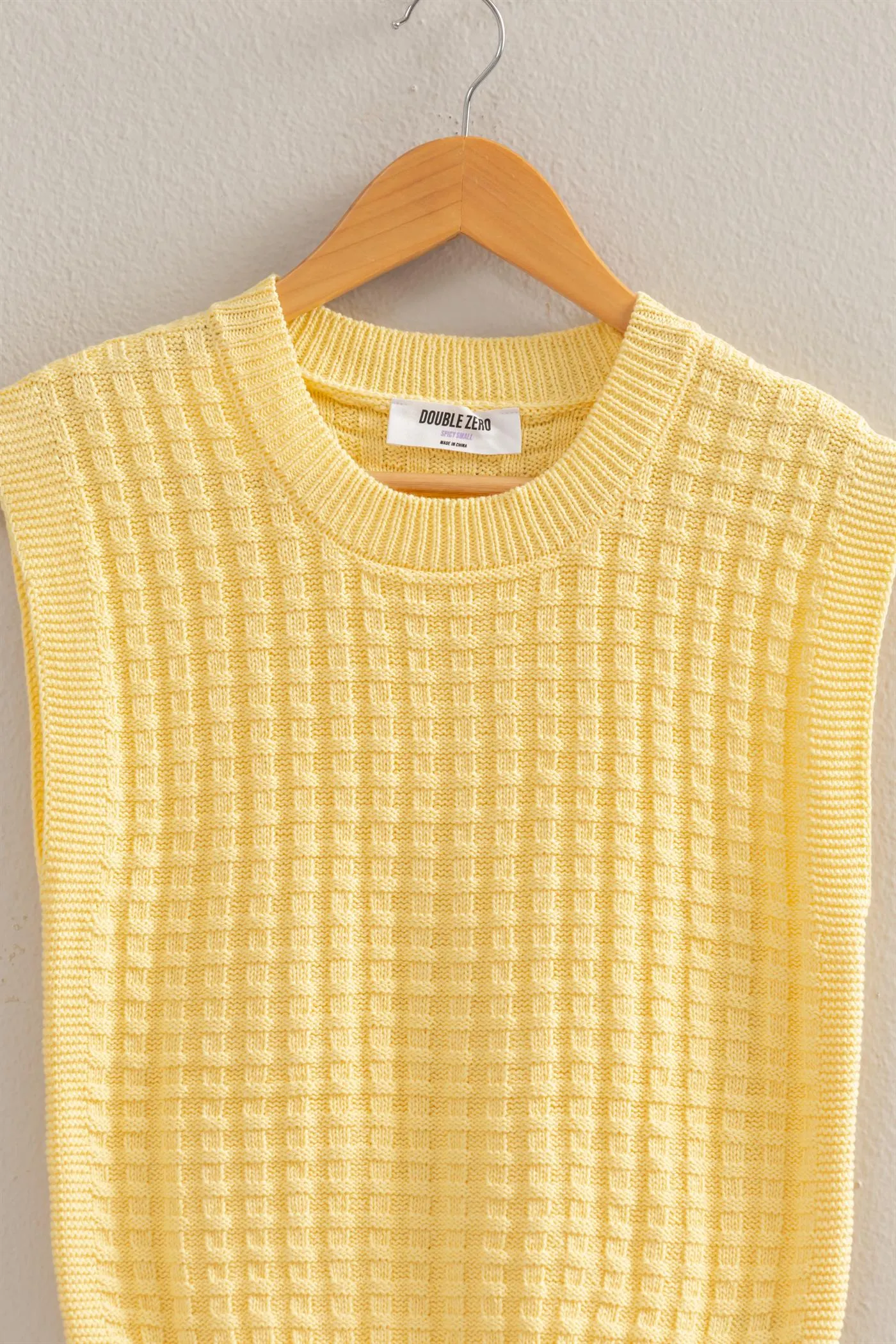 DZ25A709-Crew Neck Textured Sweater Vest