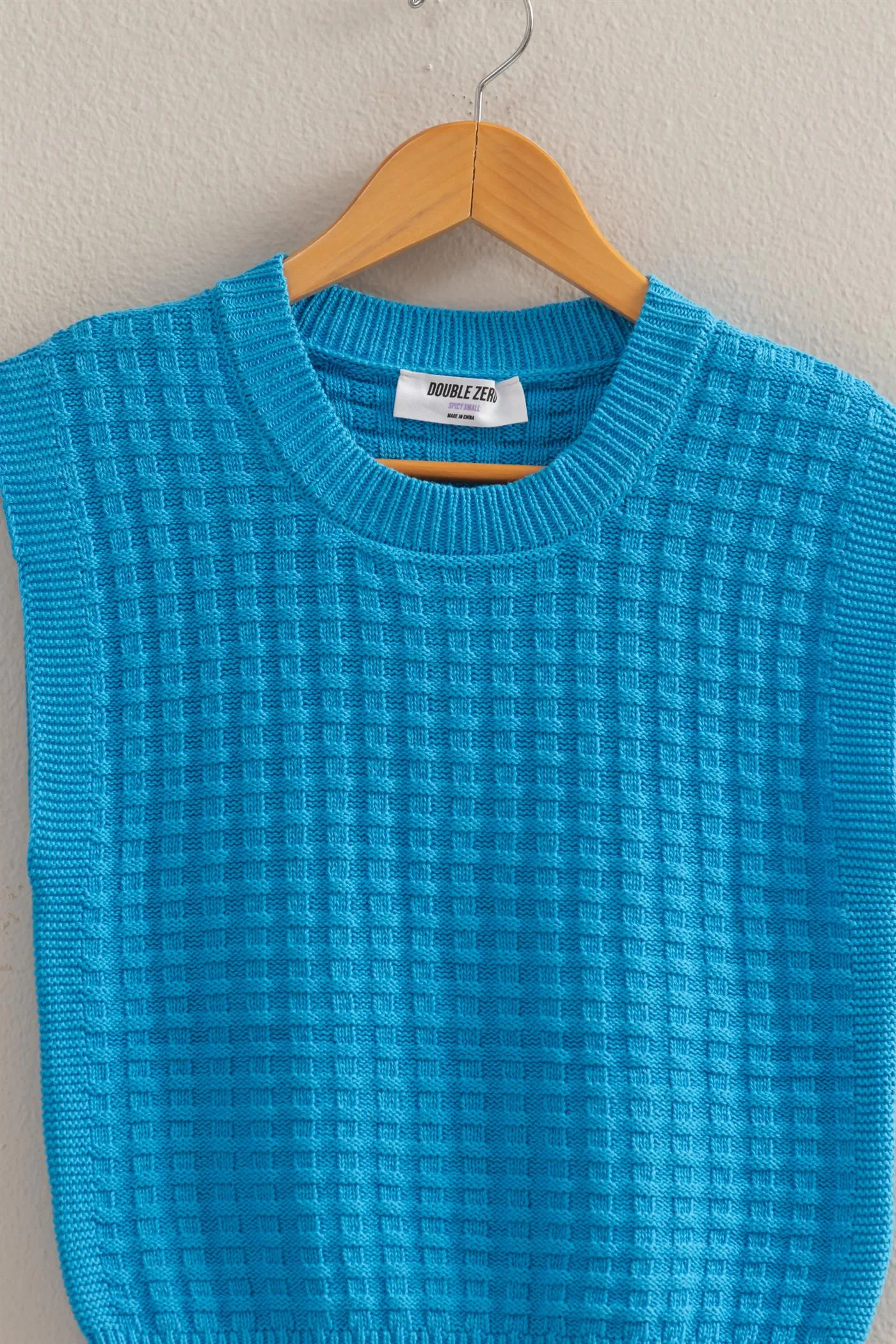 DZ25A709-Crew Neck Textured Sweater Vest