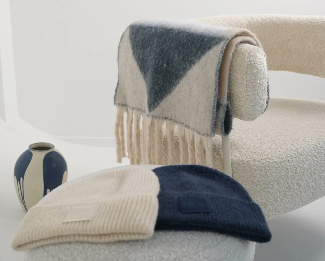 Hey Beanie & Cozy Scarf - Sand / Blue