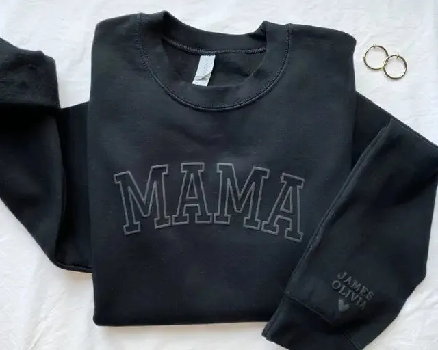 Mom's Cozy Comfort Sweater - Personalized with Names on Sleeve 💗