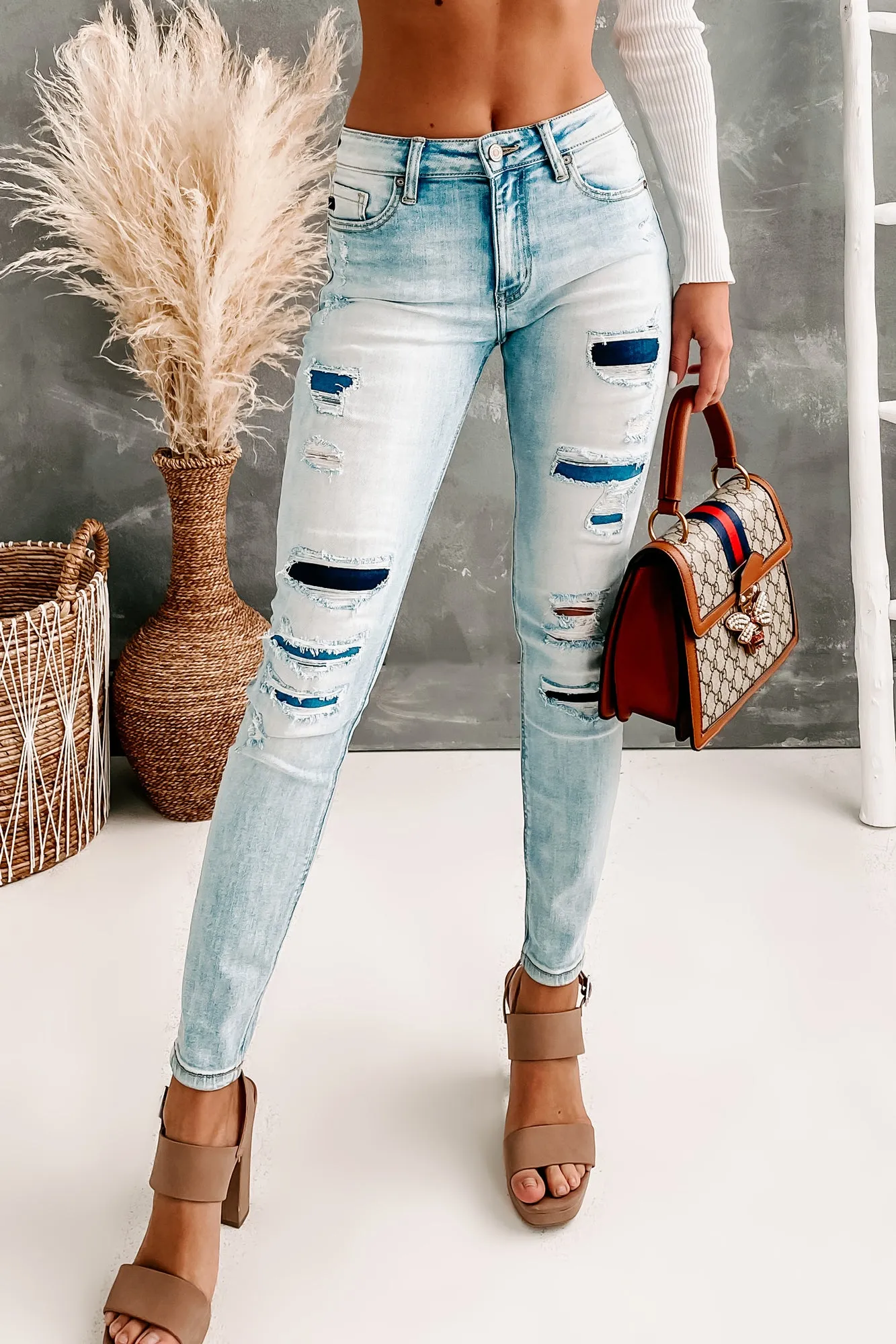 Nellie Kancan Patched Mid-Rise Skinny Jeans (Medium)