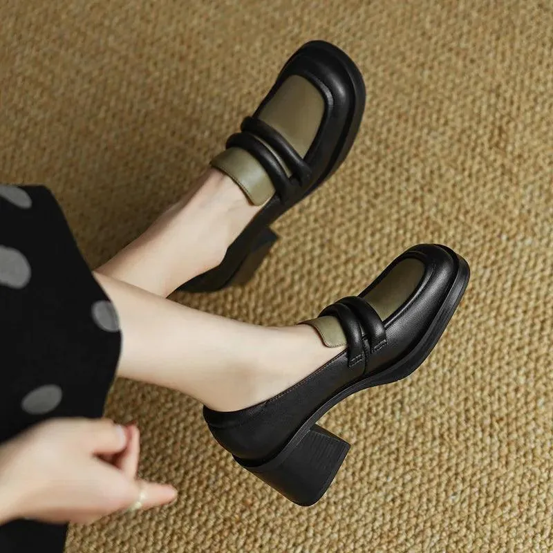 Retro loafers with block heel