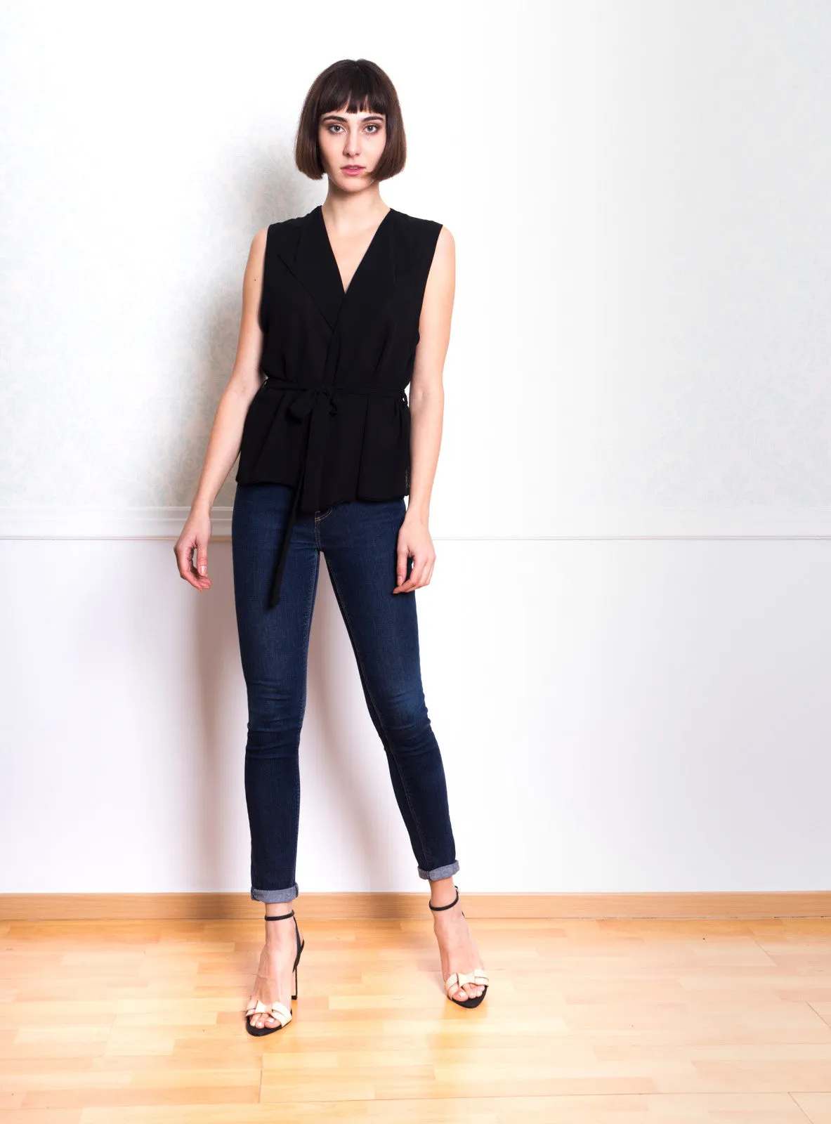 Styga Sleeveless Trench Jacket