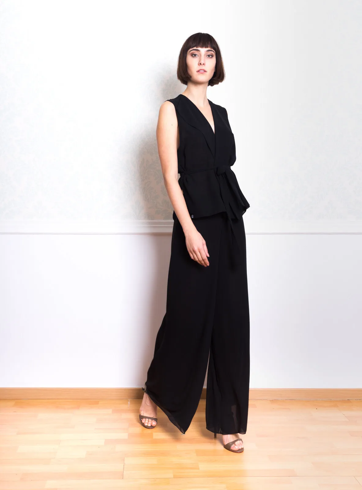 Styga Sleeveless Trench Jacket