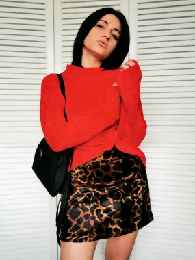 Vintage 90s minimalist fluffy jumper sweater in red