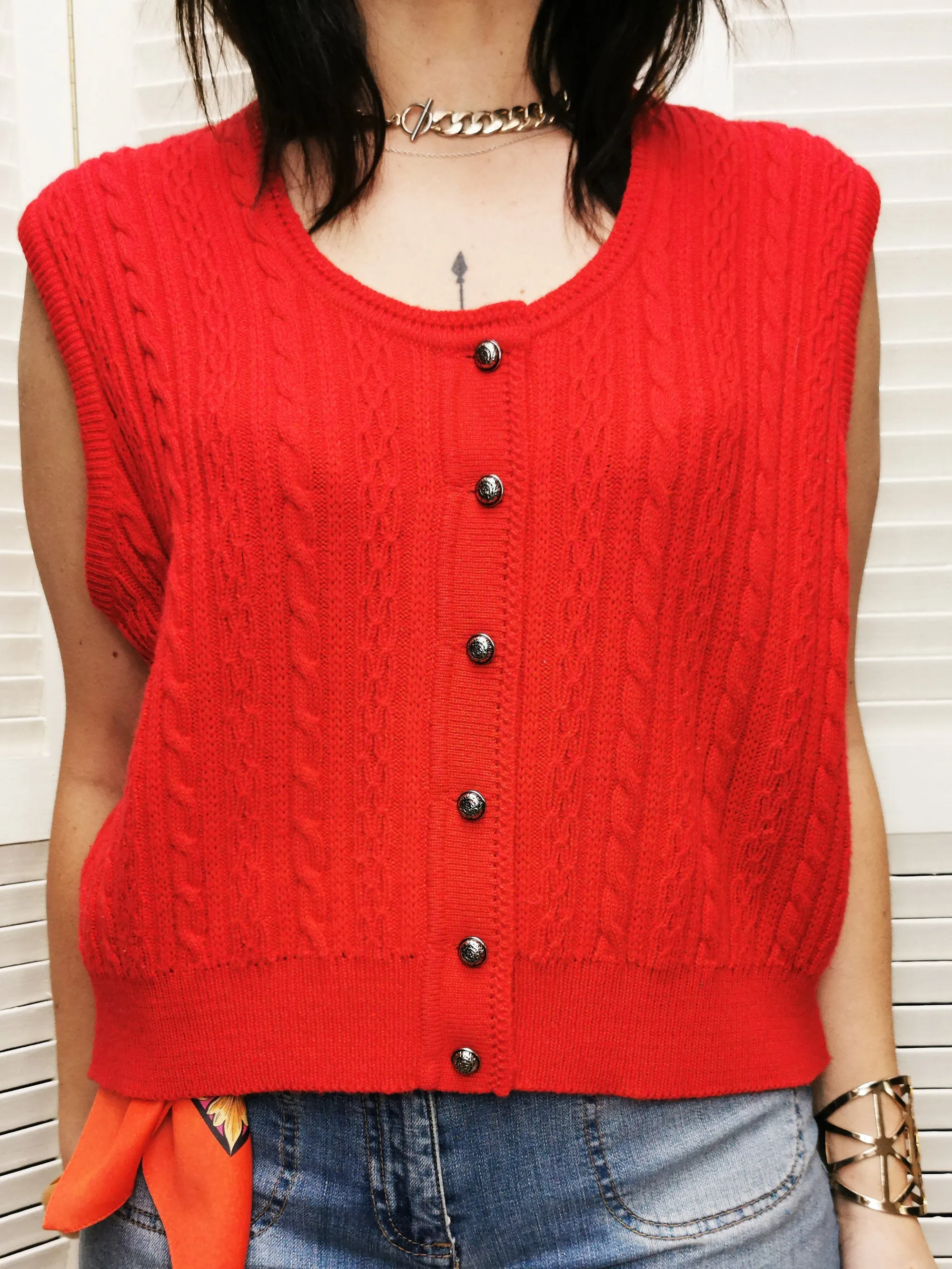 Vintage 90s minimalist red knit sleeveless sweater top