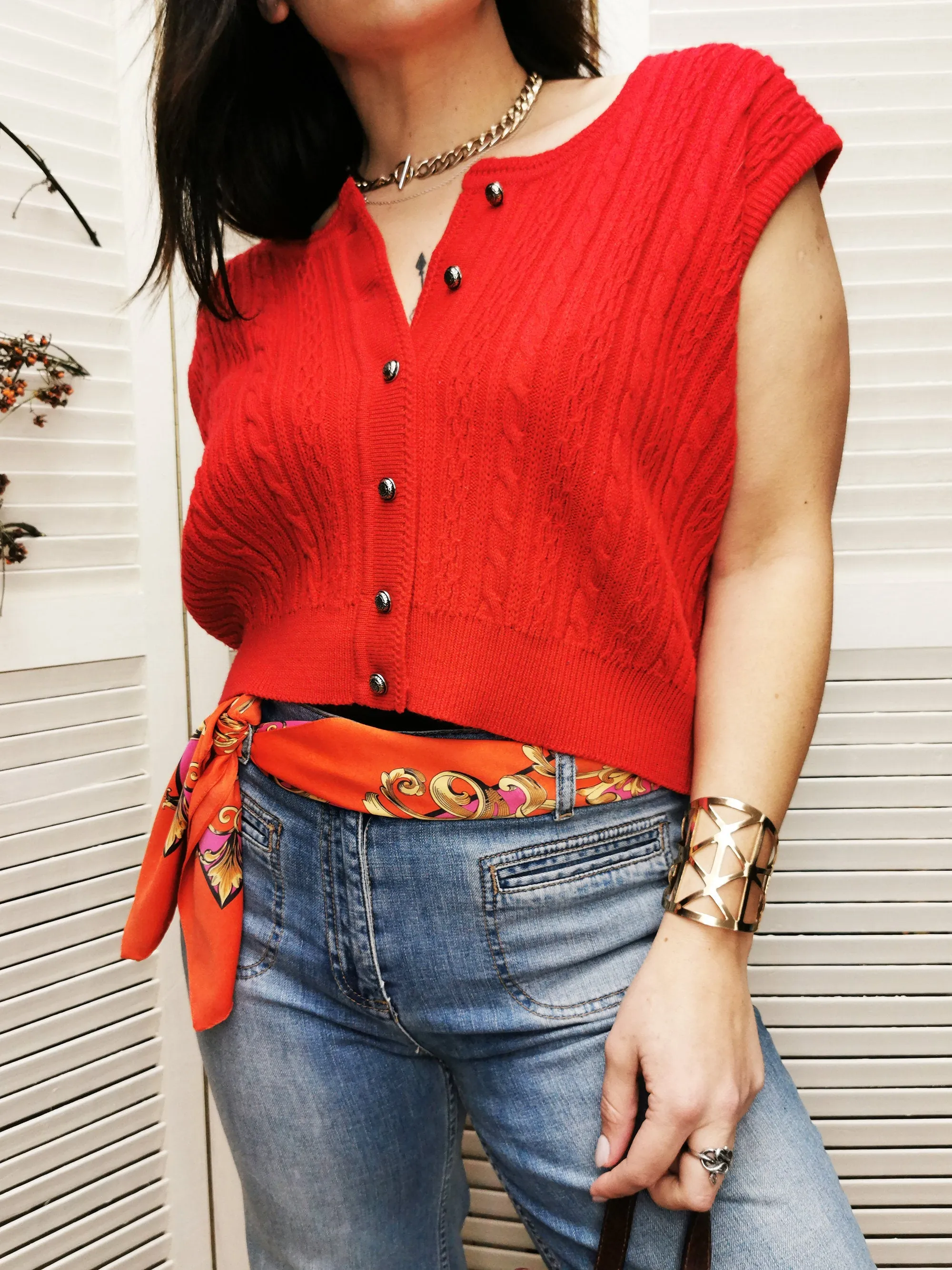 Vintage 90s minimalist red knit sleeveless sweater top